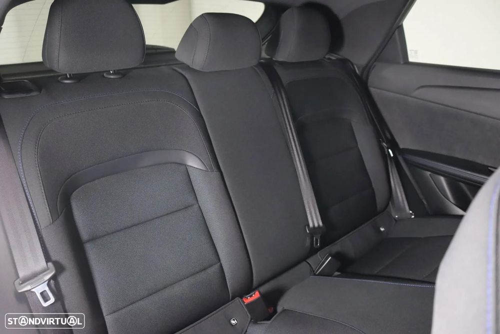 MG MG4 64 kWh Comfort - 16