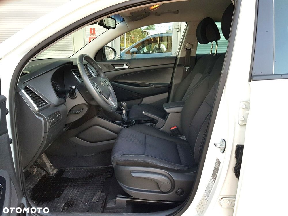 Hyundai Tucson 1.6 GDI BlueDrive Comfort 2WD - 15