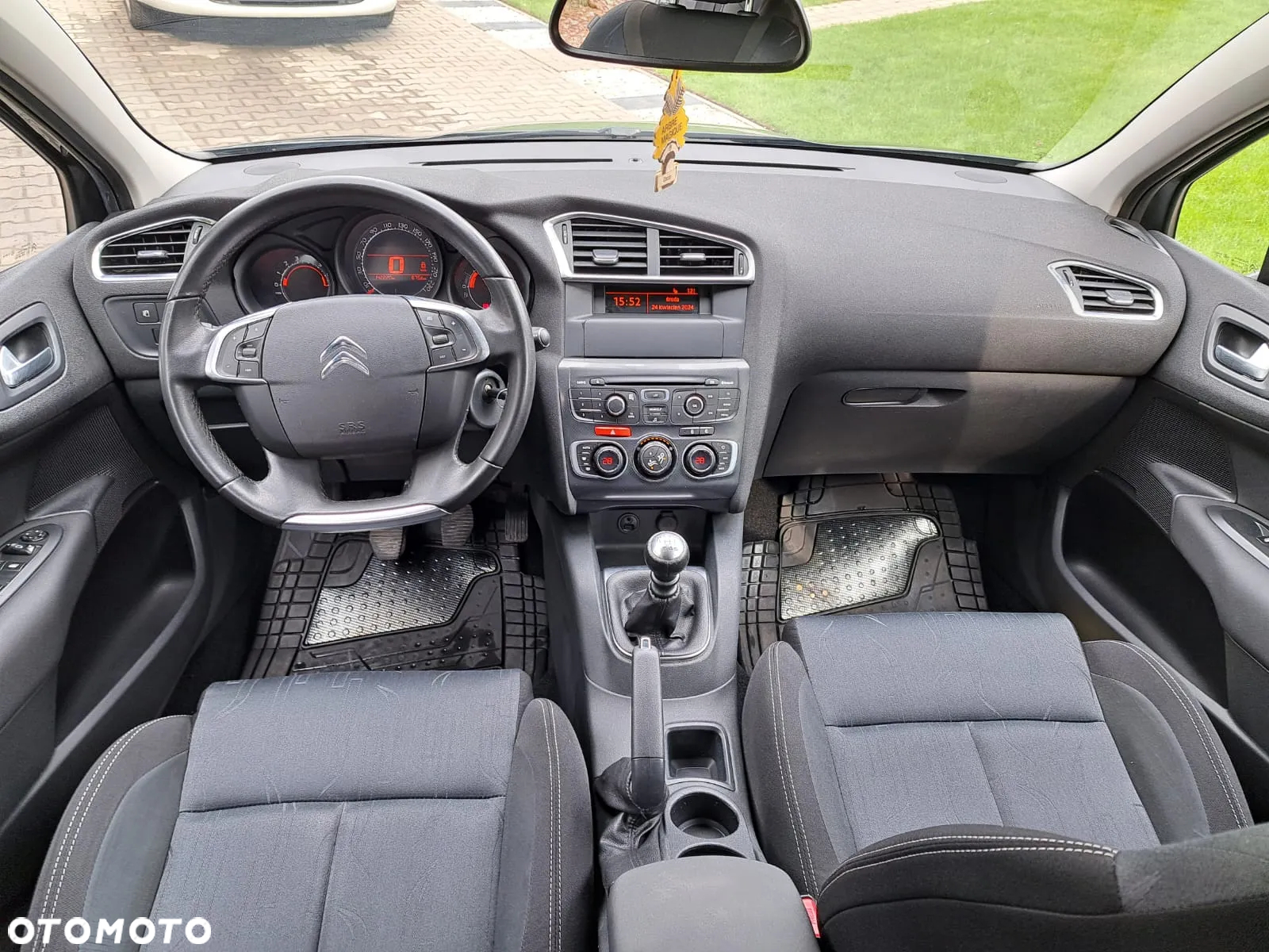Citroën C4 PureTech 130 Stop&Start SHINE - 11