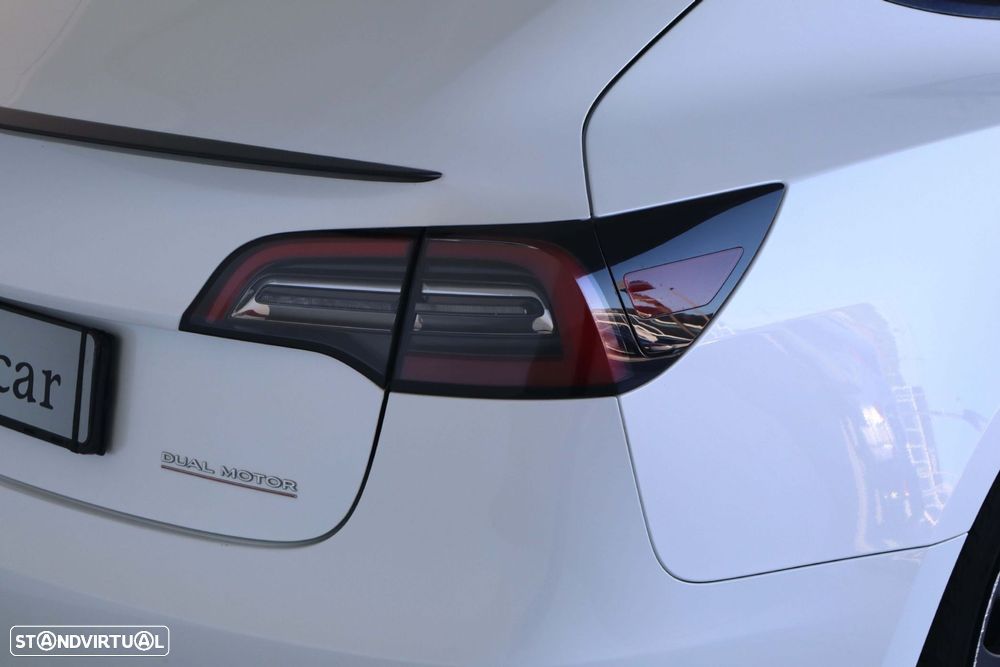 Tesla Model 3 Performance Dual Motor AWD - 11