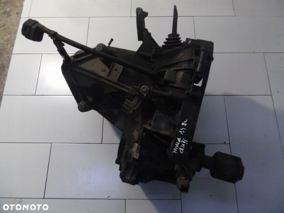 SKRZYNIA BIEGÓW RENAULT THALIA 1,4 8V JB1926