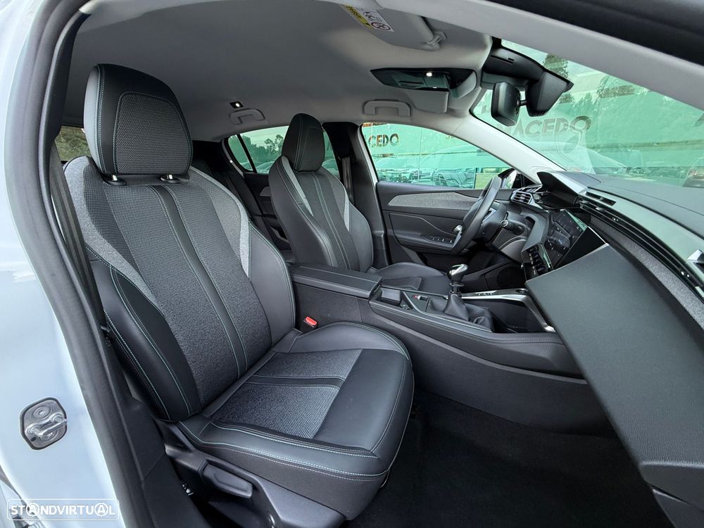 Peugeot 308 1.2 PureTech Allure - 8