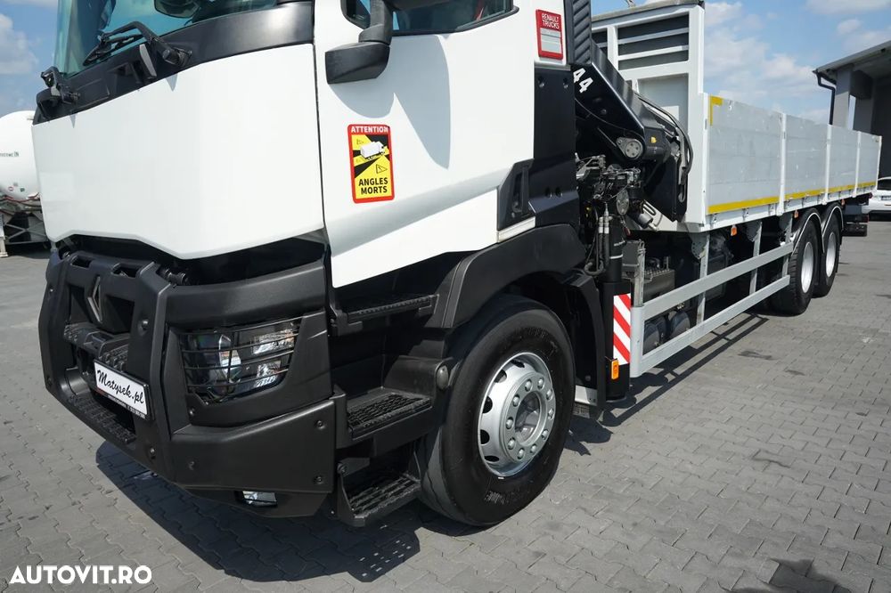 Renault C 380 / 6x4 / CAROSERIE LIVRARE 6,8 m / + HDS HIAB 244 EP-5 / ATINGERE: 15 M / MAX 8.400 KG / MANUALĂ / EURO 6 - 12