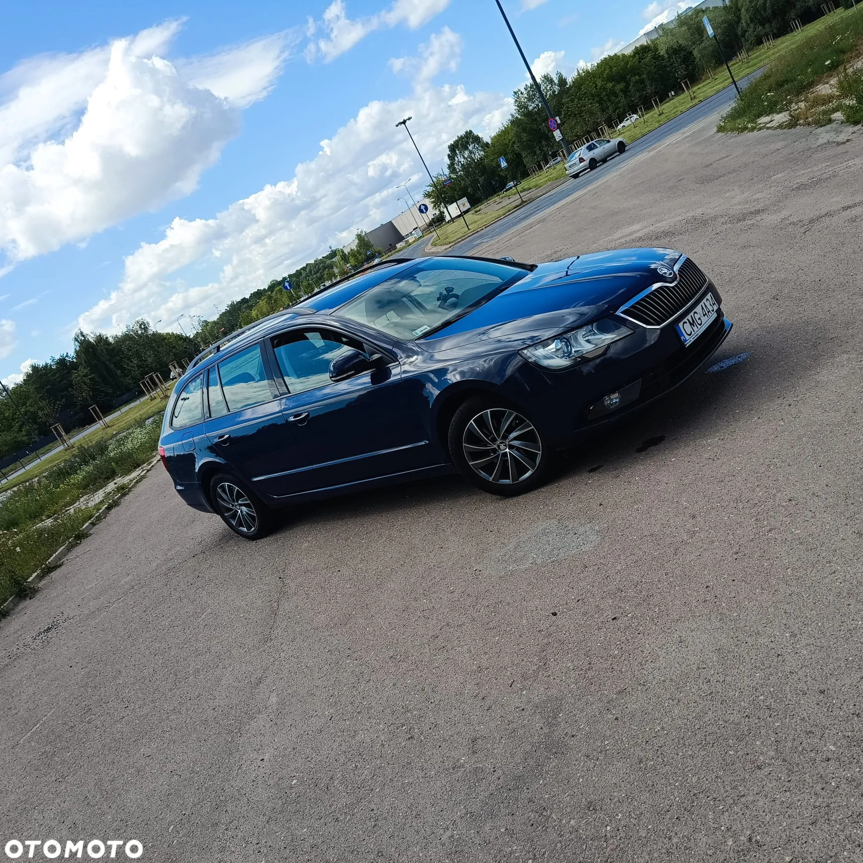 Skoda Superb 1.6 TDI Active - 12