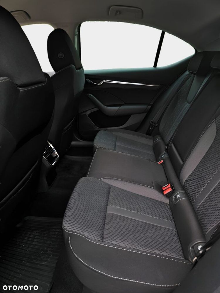 Skoda Octavia 1.5 TSI ACT Style - 37