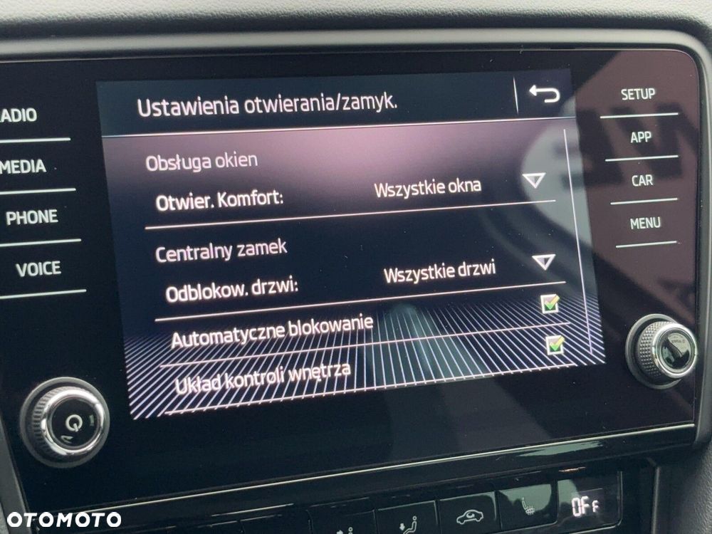 Skoda Octavia 1.5 TSI ACT Style DSG - 32