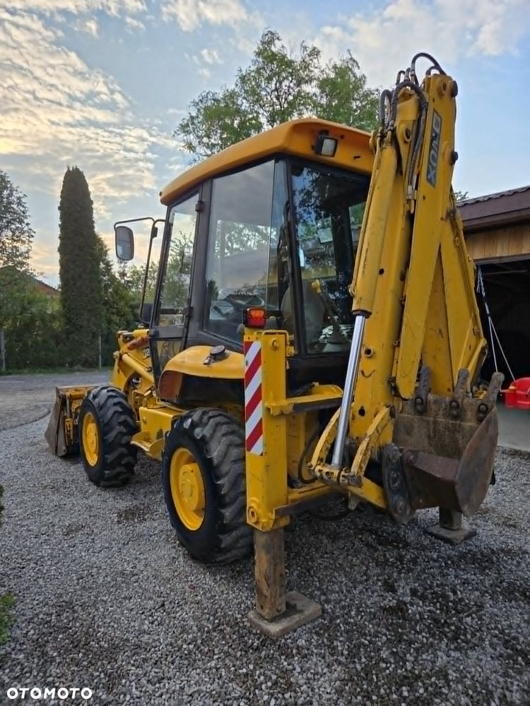 JCB 2CX - 7