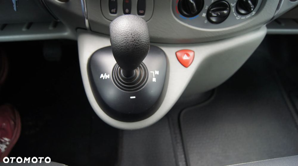 Opel Vivaro L2H1 Easytronic - 17