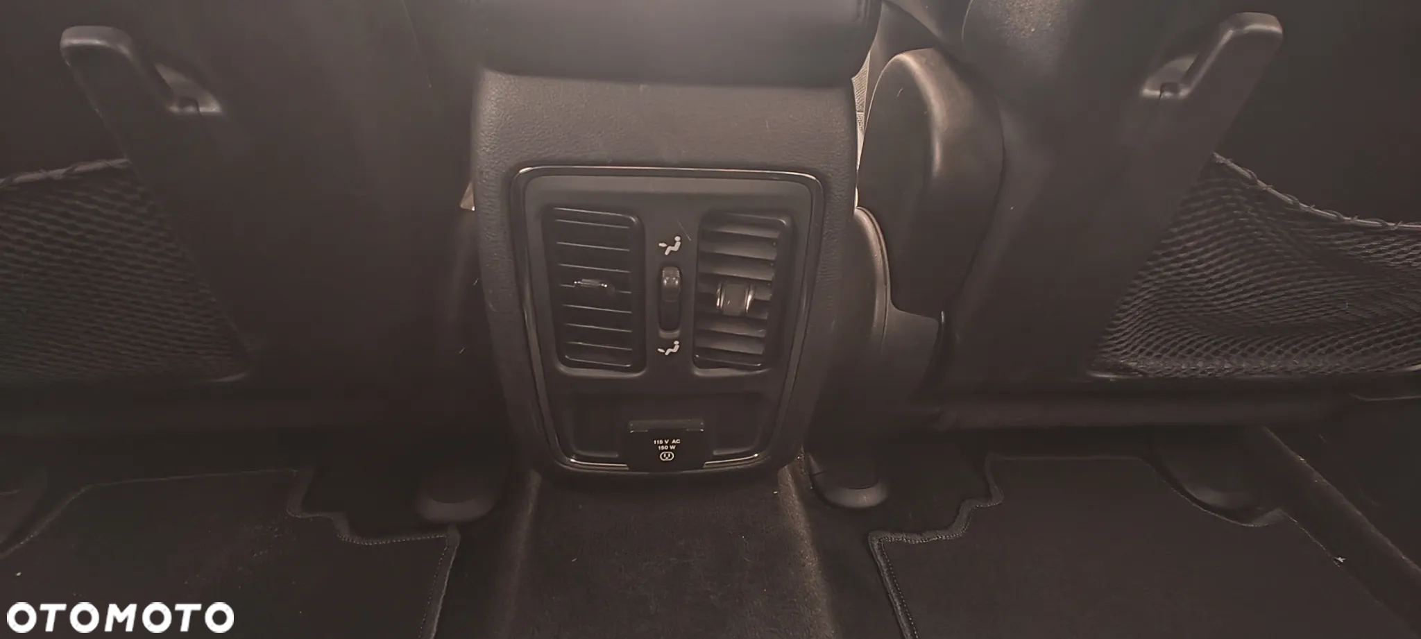 Jeep Grand Cherokee - 15