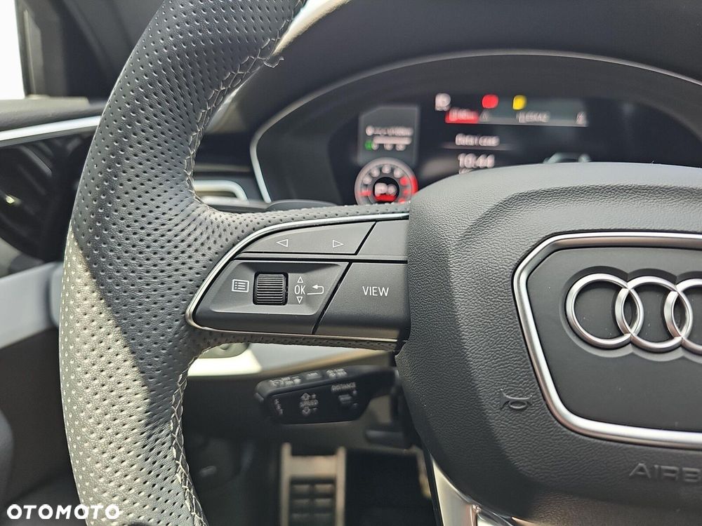 Audi A4 Limousine - 15