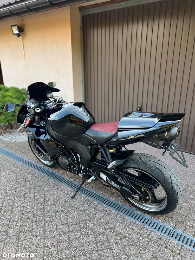 Honda CBR - 7