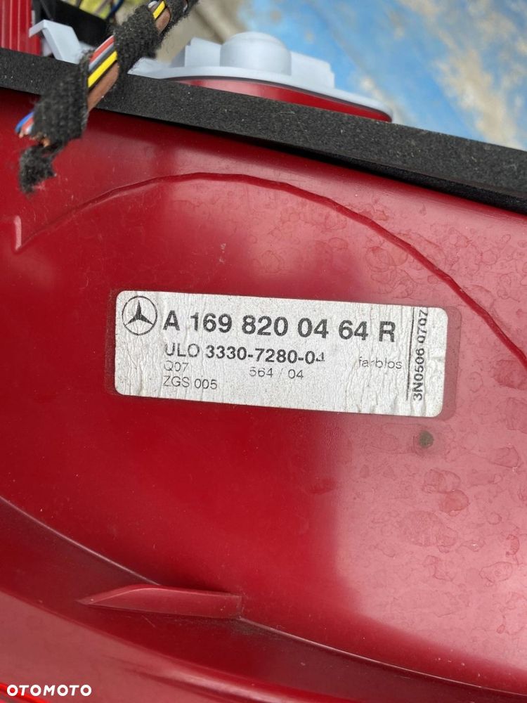 LAMPA TYLNA PRAWA MERCEDES A KLASA W169 A1698200464 - 6