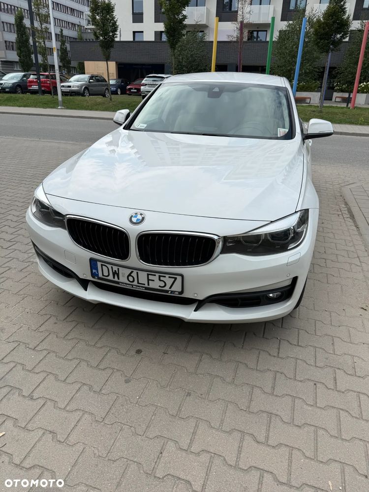 BMW 3GT 318d - 1