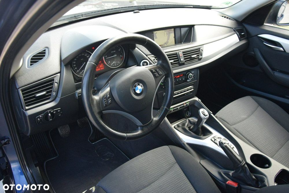 BMW X1 sDrive18d - 32