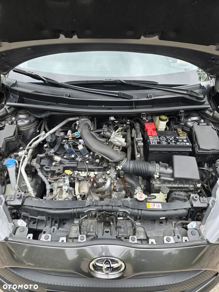 Toyota Yaris 1.0 Premium - 32