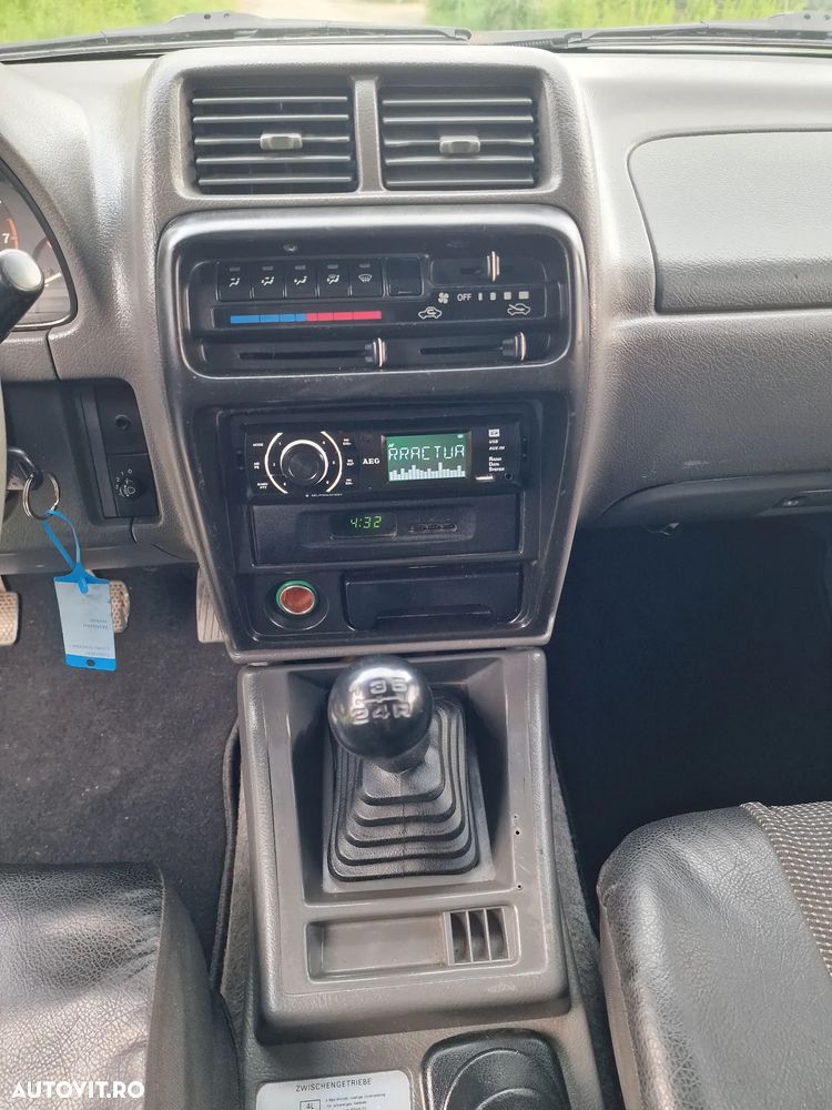Suzuki Vitara - 16