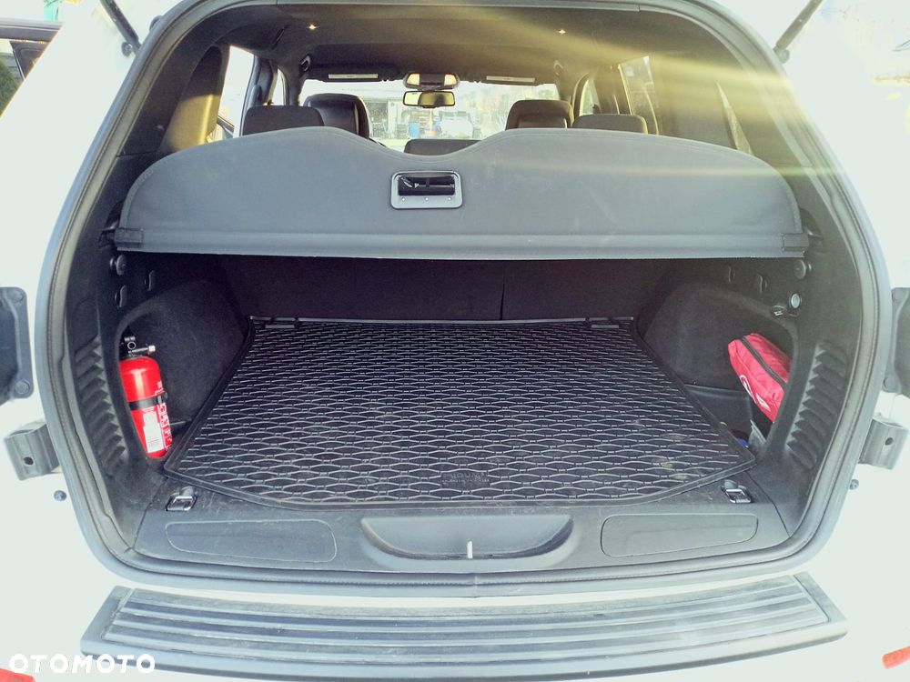 Jeep Grand Cherokee - 10