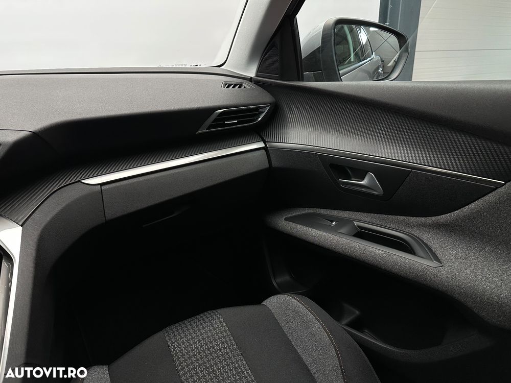 Peugeot 3008 PureTech 130 Stop & Start GPF Active Business-Paket - 28