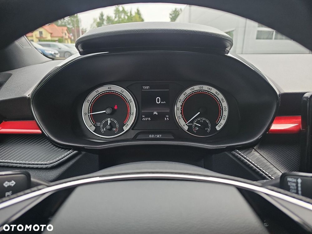 Skoda Fabia 1.0 TSI Monte Carlo - 11