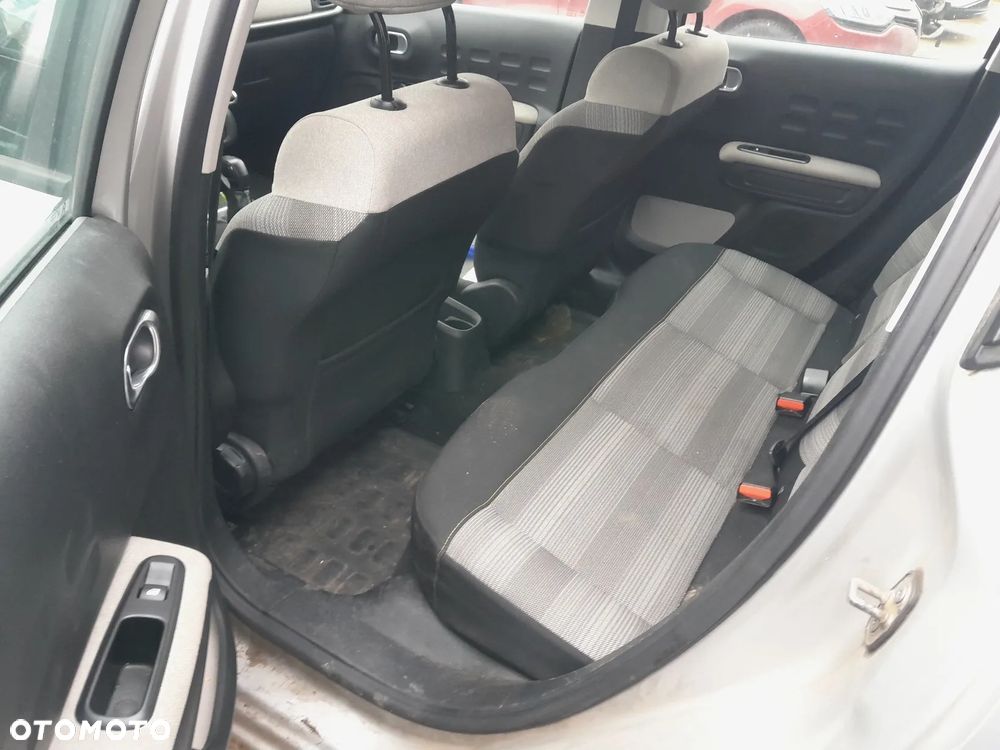 Citroën C3 ver-1-5-dci-esp-exception - 8