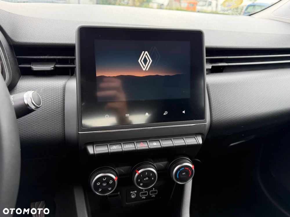 Renault Clio BLUE dCi 85 BUSINESS EDITION - 19