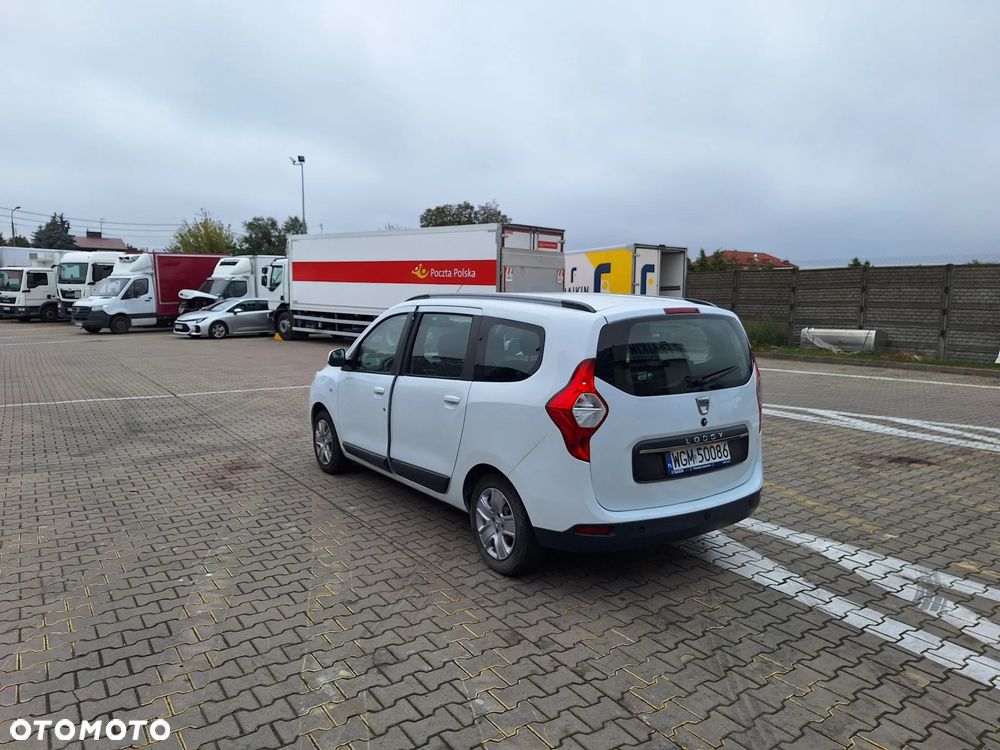 Dacia Lodgy 1.6 SCe Laureate S&S - 4