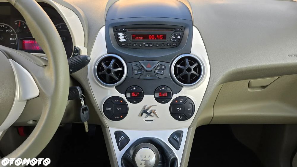 Ford KA - 16