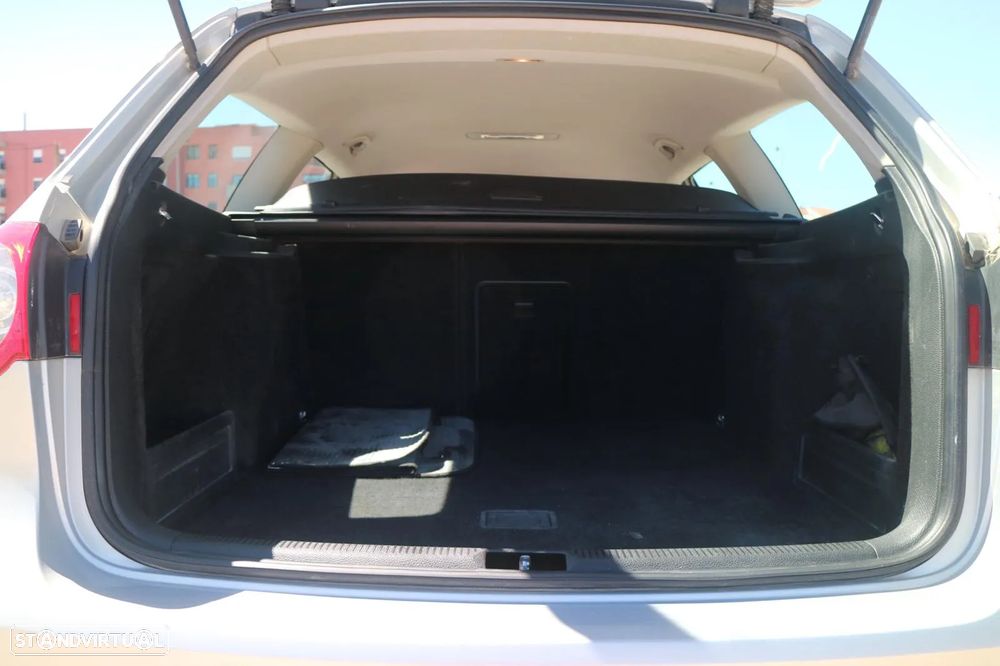 VW Passat Variant 2.0 TDi Confortline BM - 4