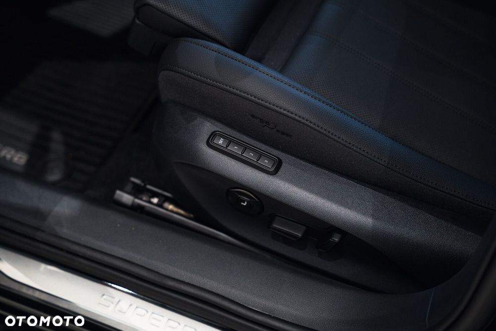 Skoda Superb - 21