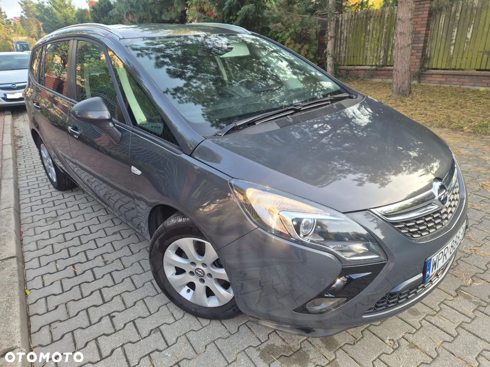 Opel Zafira Tourer 2014 photo 2