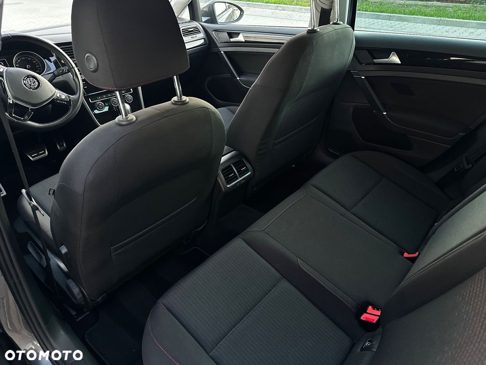 Volkswagen Golf 2.0 TDI DSG Sound - 19