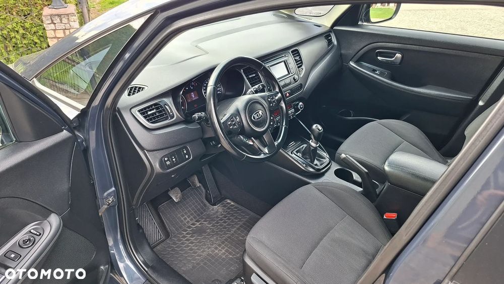 Kia Carens 1.7 CRDi Spirit - 24