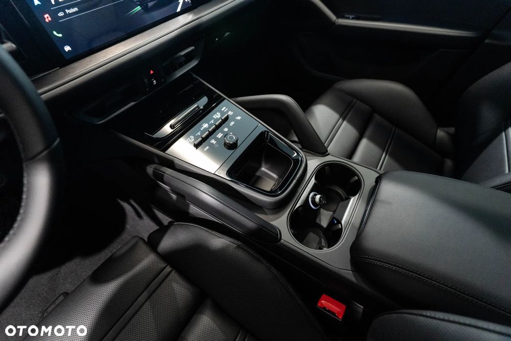 Porsche Cayenne E-Hybrid PHEV - 31