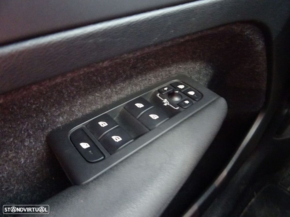 Volvo XC 40 2.0 D3 Momentum - 11