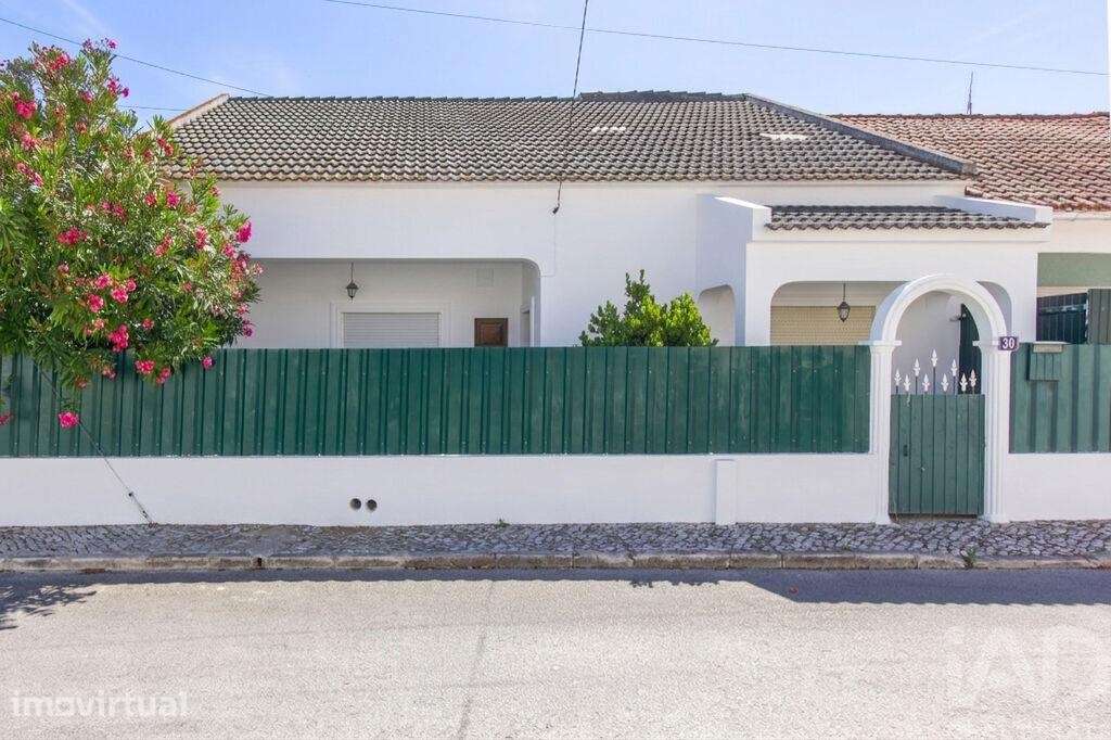Moradia em gaveto T2 em Palmela - Grande imagem: 2/33