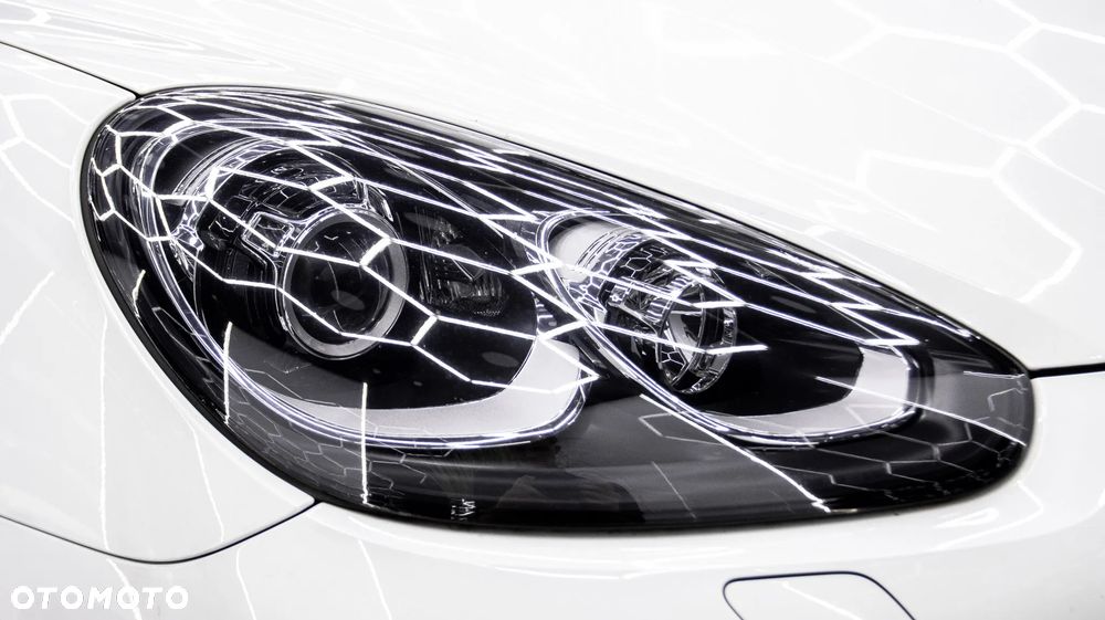 Porsche Cayenne Diesel Platinum Edition - 11