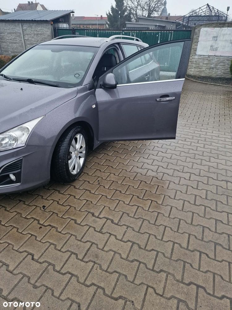 Chevrolet Cruze 1.7 D LT+ - 9