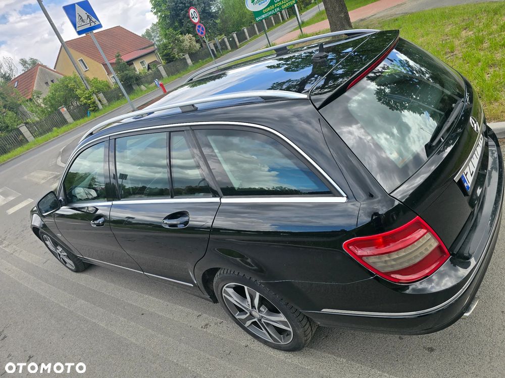 Mercedes-Benz Klasa C - 22