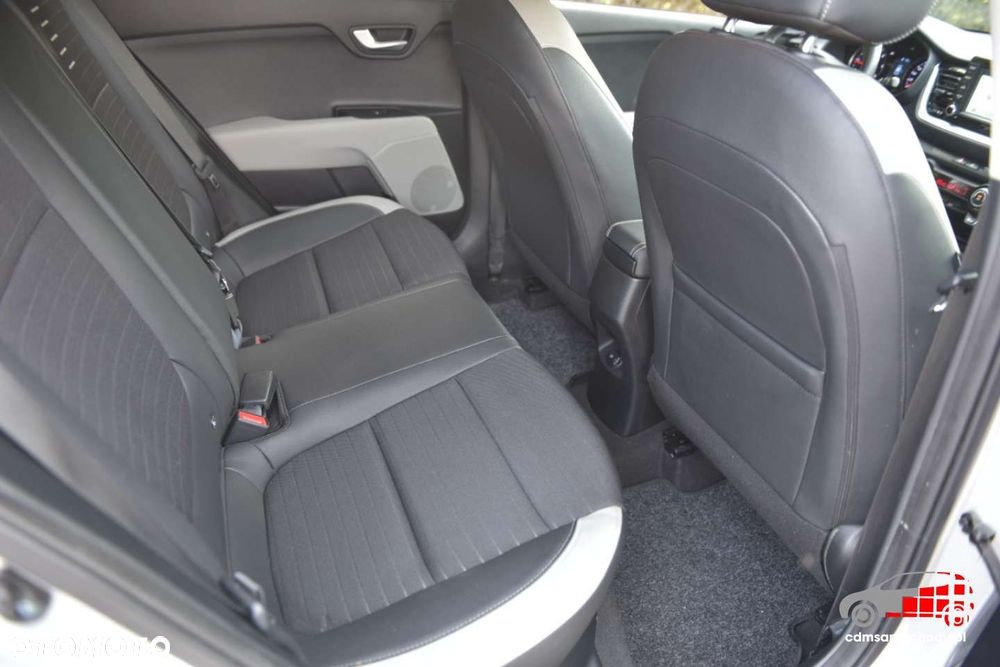 Kia Stonic - 21