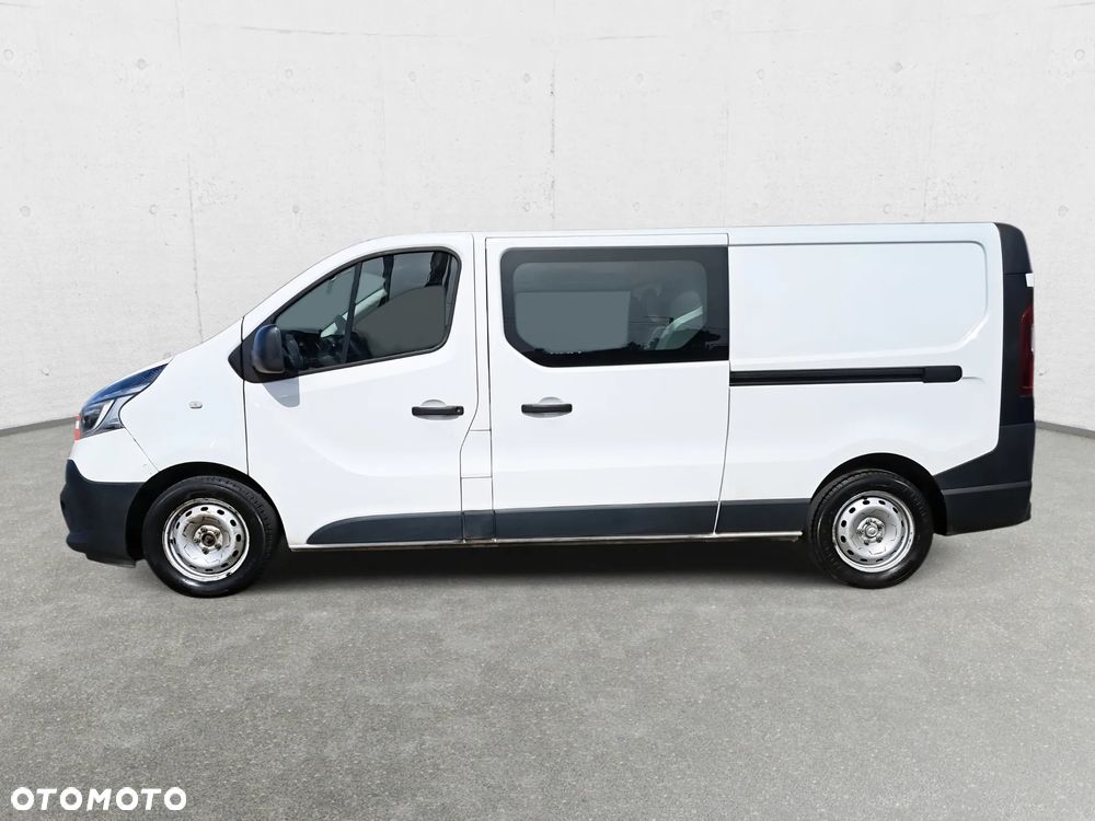 Renault Trafic Brygadowy 6 osób - 6