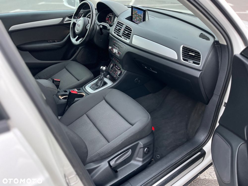 Audi Q3 1.4 TFSI Sport S tronic - 30