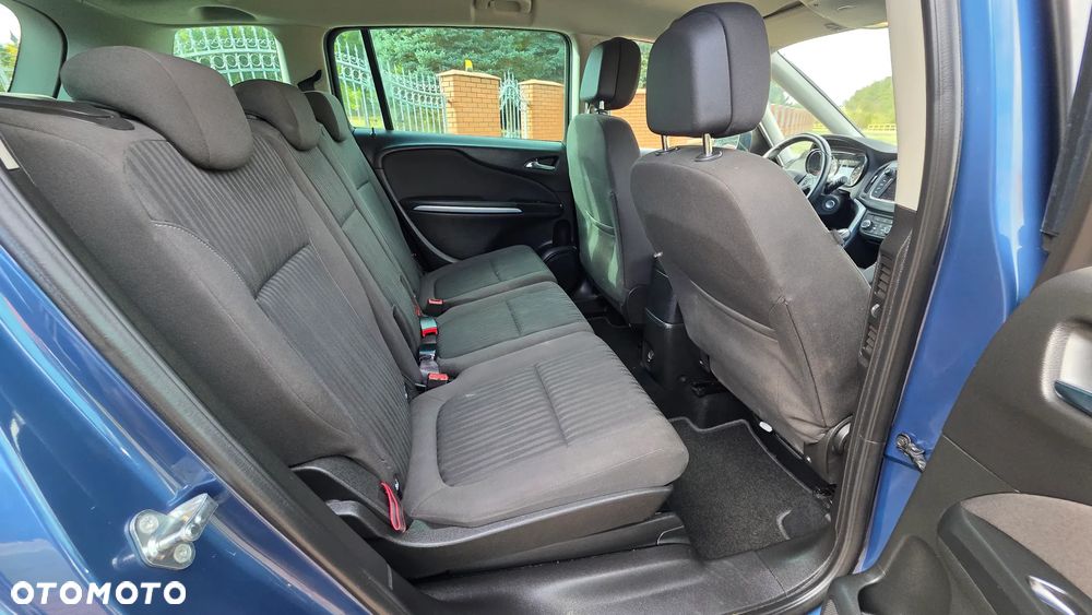 Opel Zafira - 18
