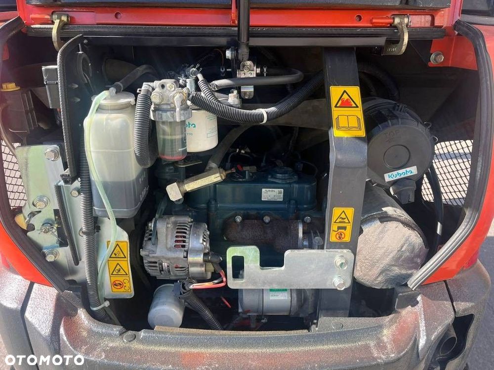 Kubota KX019-4 2016 z przyczepą Ifor Williams - 13