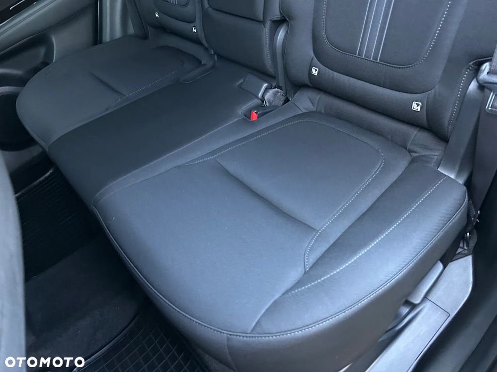 Hyundai Tucson 1.6 T-GDi HEV Executive 2WD - 16
