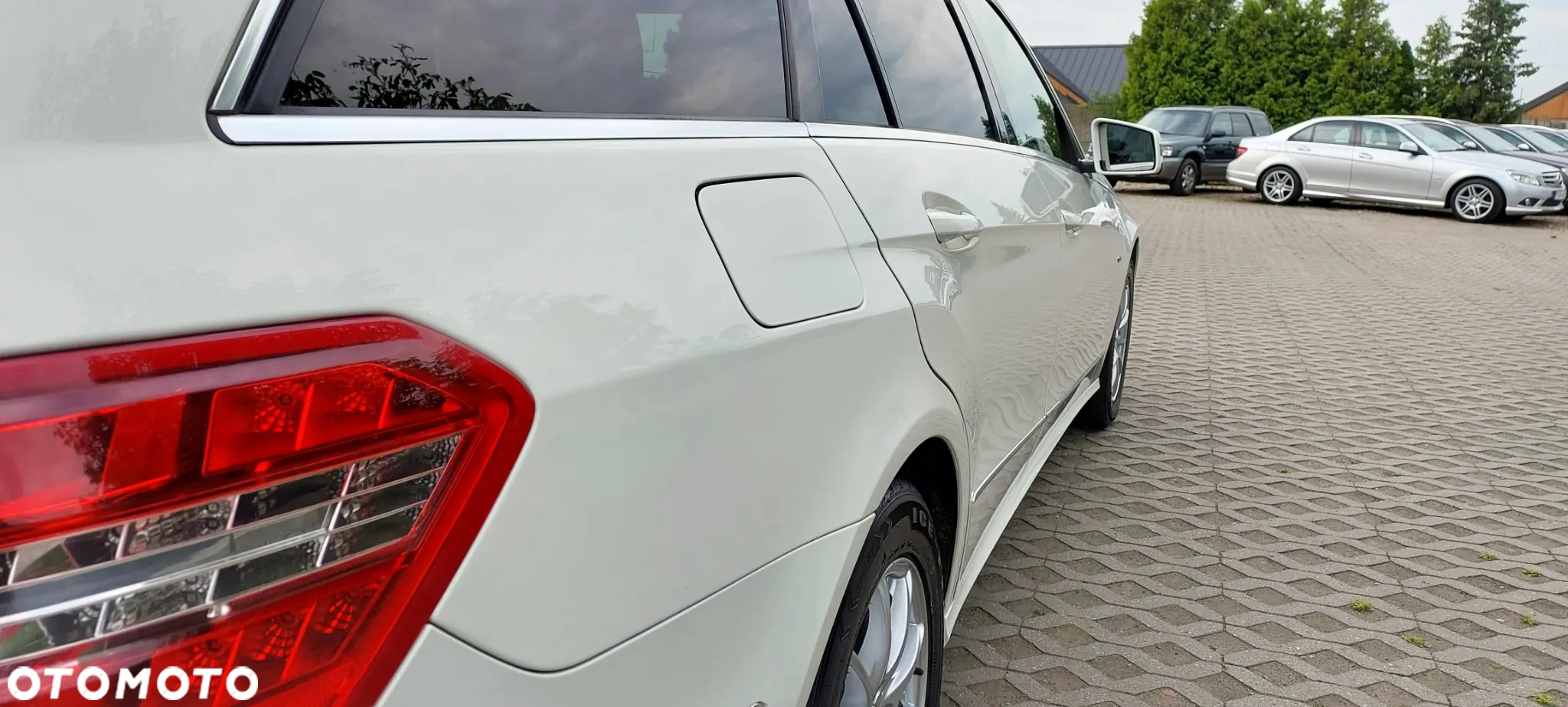 Mercedes-Benz Klasa E - 26