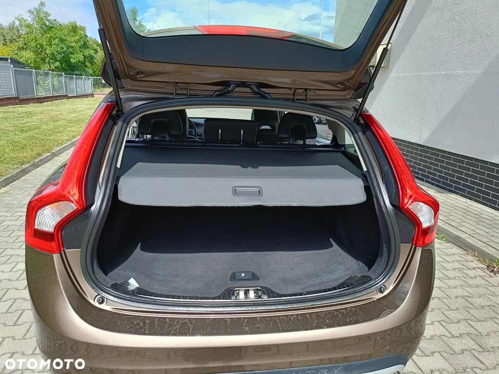 Volvo V60 Cross Country D3 Drive-E Momentum - 20