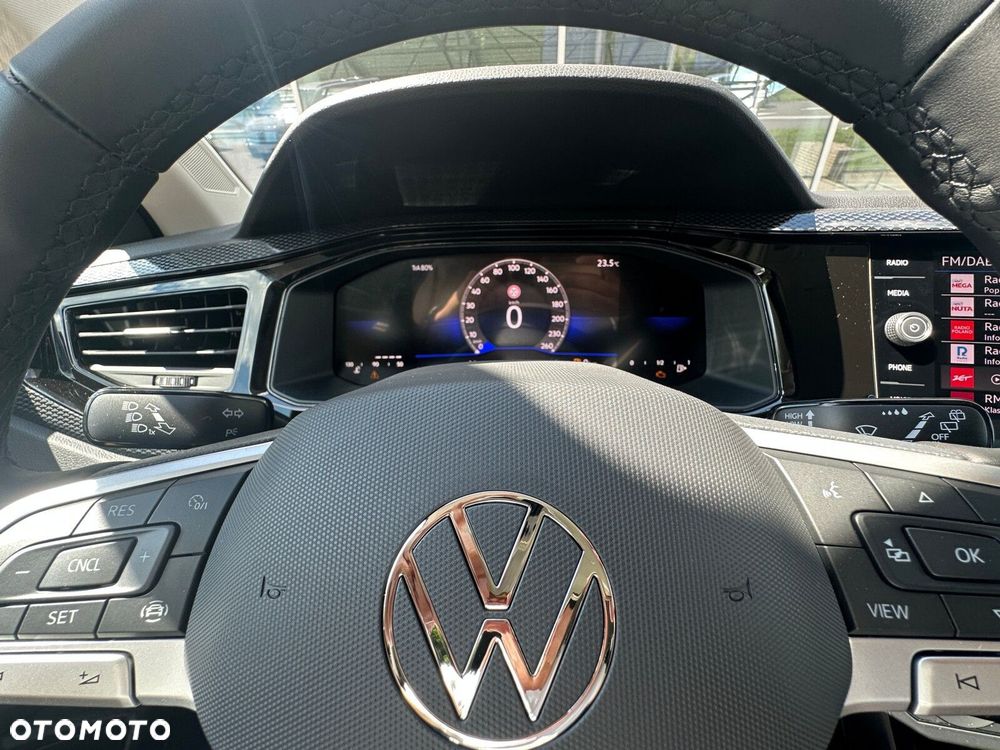Volkswagen Polo 1.0 MPI Life Plus - 17