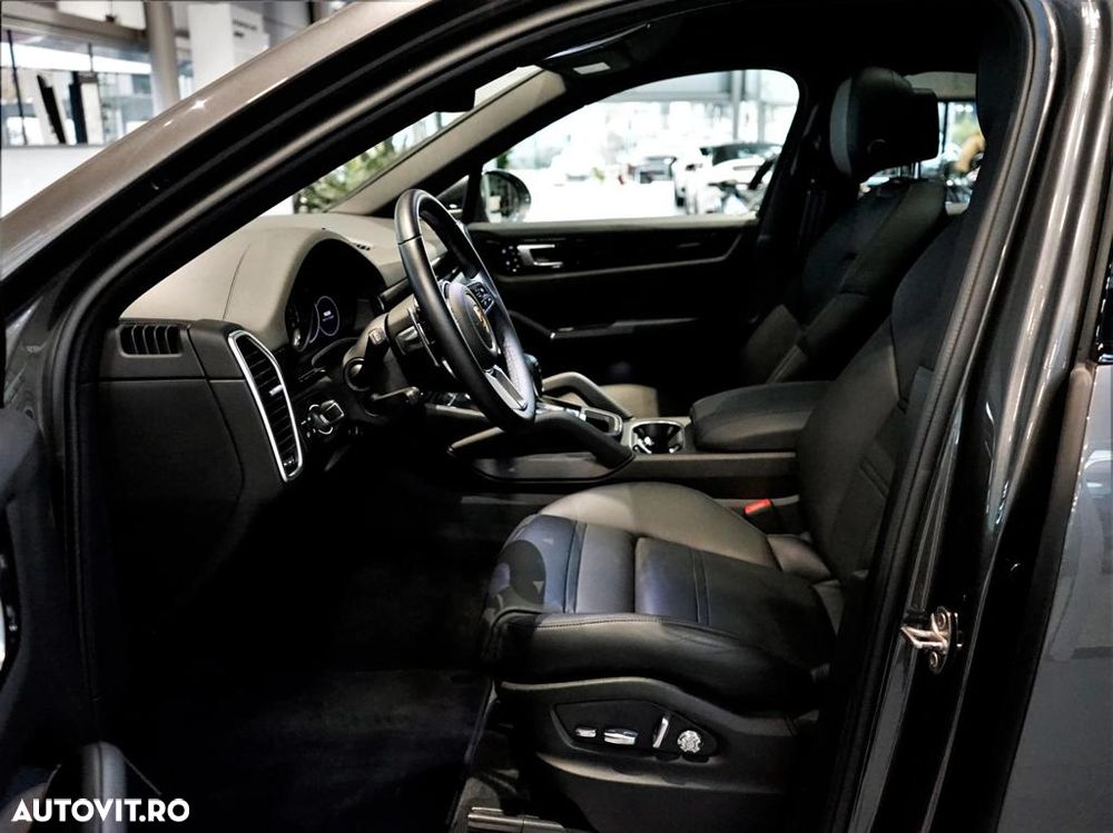 Porsche Cayenne E-Hybrid Tiptronic S - 6