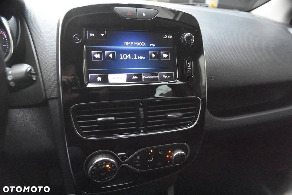 Renault Clio dCi 90 EDC Limited - 13