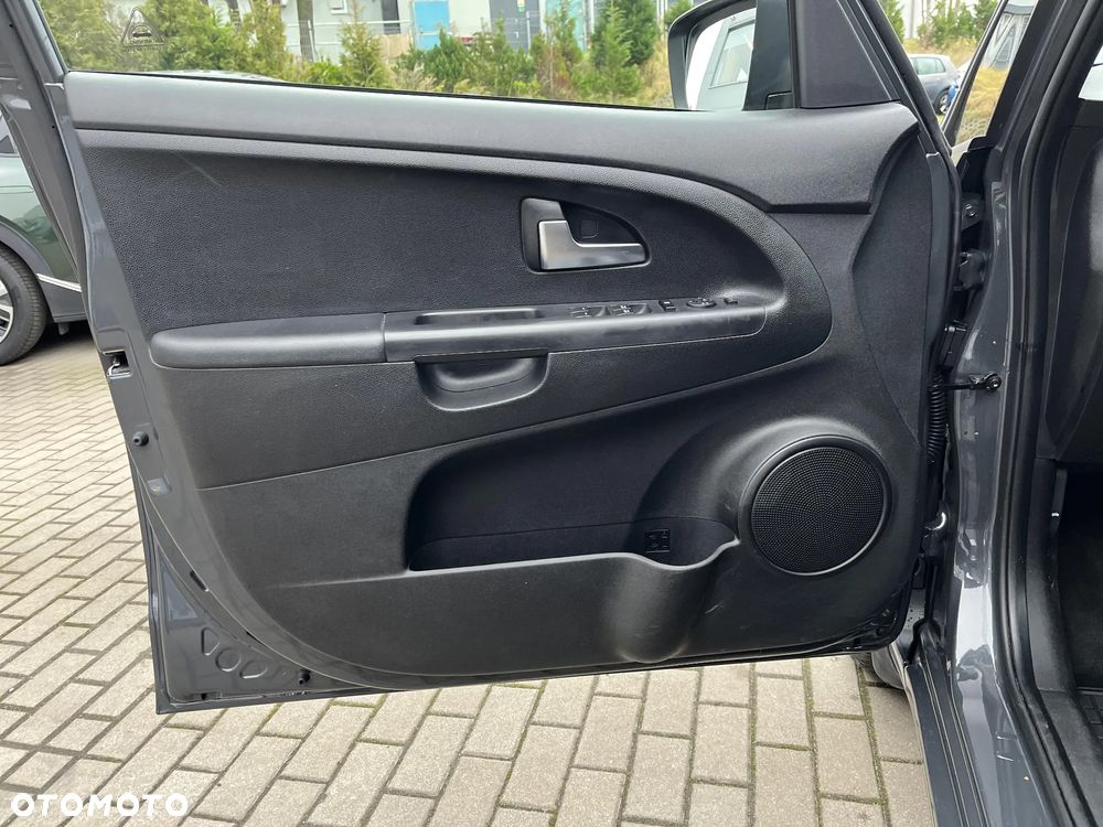 Kia Venga 1.6 Business Line - 10